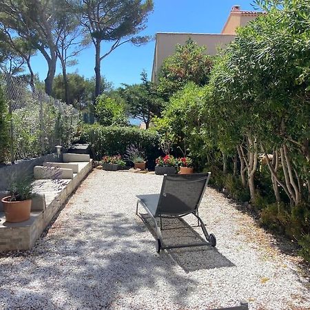 Logement Entier T2 Climatise, Parking Gratuit, Jardin, Plage A 2Min A Pied Sanary-sur-Mer Zewnętrze zdjęcie
